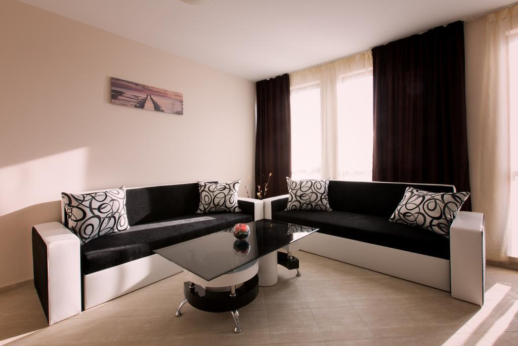 Sea Palace 3*